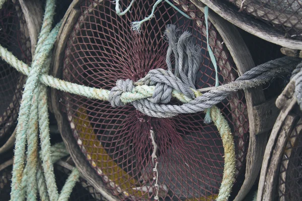 Seaworthy lobster pots with ropes — Stock Photo, Image