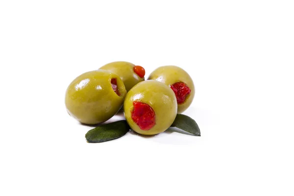 Червоний перець фаршировані оливки — стокове фото