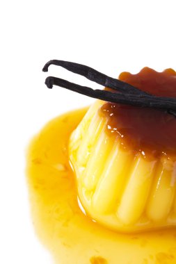 börek karamel ve vanilya ile