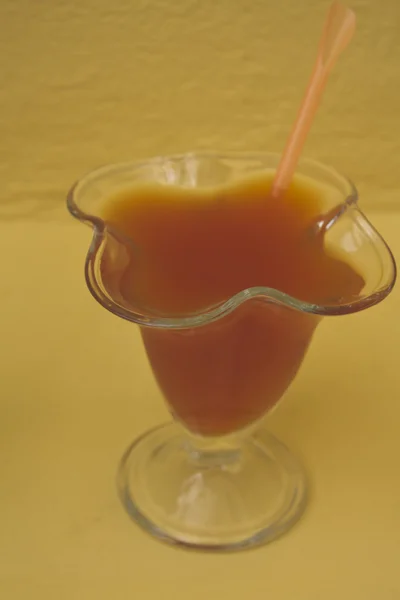 Savoureux jus de fruits tropicaux — Photo