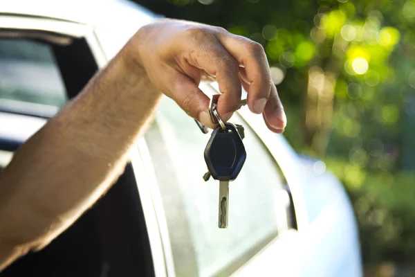 Autoschlüssel. Autohaus-Konzept. — Stockfoto