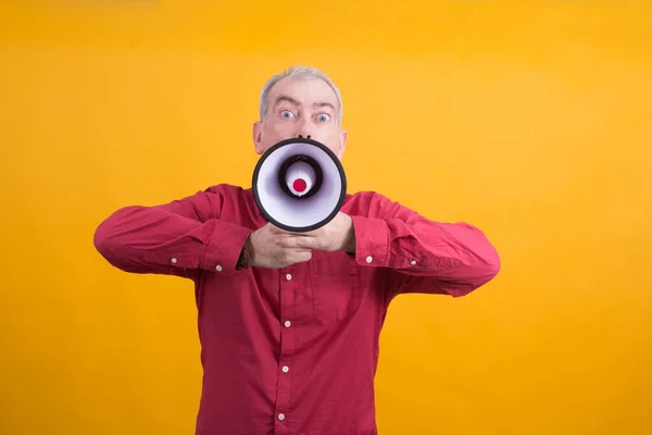 Homem Anunciou Algo Por Megafone — Fotografia de Stock