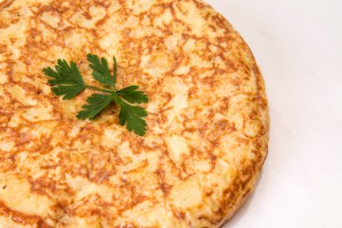 İspanyol omleti, tipik İspanyol yemeği.