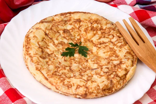 Omelette Mit Eiern Und Kartoffeln Typisch Spanisches Omelett — Stockfoto