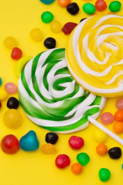 Birçok farklı şekerler, portre