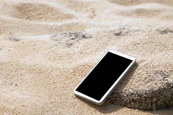 Mobile Phone Sand Beach — Stok fotoğraf