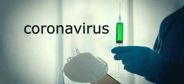 Médecin Avec Masque Stéthoscope Injection Concept Virus Coronavirus Infections — Photo