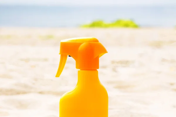 Suntan Lotion Beach Sand Summer Vacation Concept — Foto de Stock