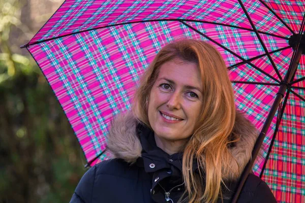 Portrait Smiling Blond Woman Holding Umbrella Outdoors — Stock Photo, Image