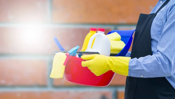 Homem Com Produtos Limpeza Desinfecção — Fotografia de Stock