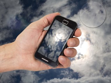 Cadılar Bayramı gecesi--dan hareket eden gördüm