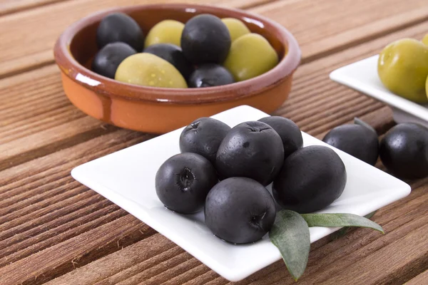 Zeytin ve yağı — Stok fotoğraf