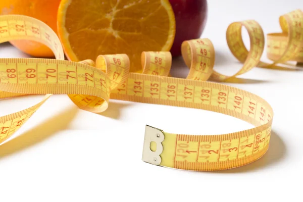 測定絶縁テープと果物 — ストック写真
