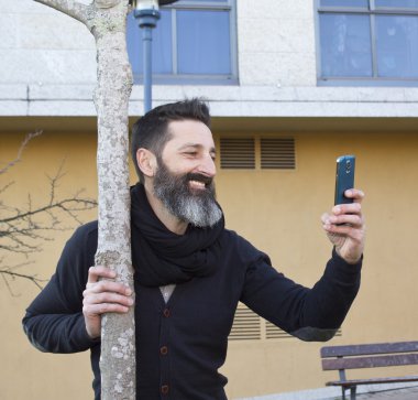 Casual adam, yaşam biçimi