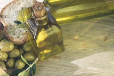 Doğal zeytinyağı