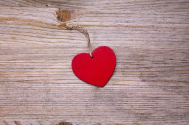 Etiketler kalp fonları