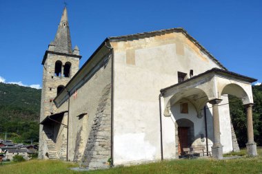 Saint Vincent, Aosta Vadisi, İtalya Moron köyündeki küçük ve antik Roma tarzı kilise.
