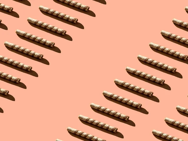 Wafelbuizen Diagonaal Patroon Met Scherpe Schaduwen Een Crème Achtergrond Met — Stockfoto