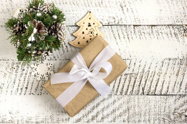 Merry Christmas Concepten Met Geschenkdoos Ornament Element Witte Houten Tafel — Stockfoto