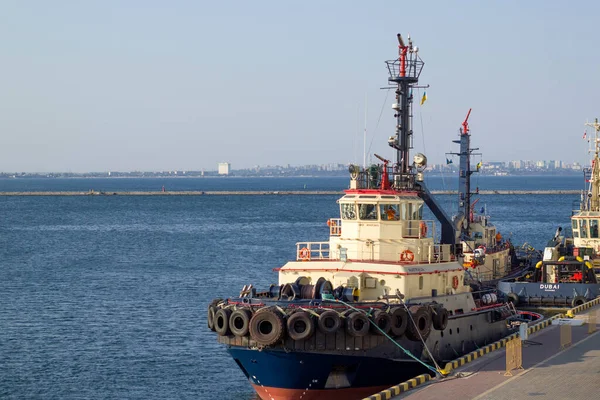 乌克兰敖德萨2021年夏商业海港 一艘来自澳大利亚的小船停泊在敖德萨港 — 图库照片