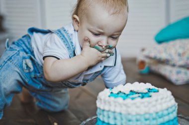 Çocuk tatlılar 5576 kaplıydı.