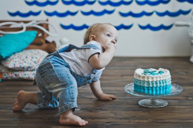 5574 pastadan eller yemek küçük çocuk.