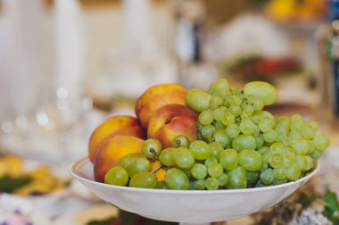 Bir fincan üzüm ve şeftali 5675.