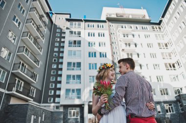 Gençlik büyük ev 5915 arka plan üzerinde.