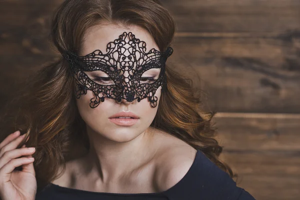 Portrait of a girl in a black masquerade mask 5969. — Stock Photo, Image