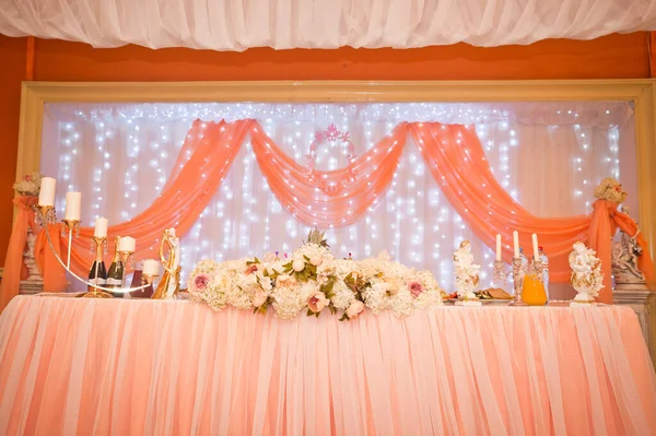 Wedding Table Decoration Bride Groom Orange Hall — Stock Photo, Image