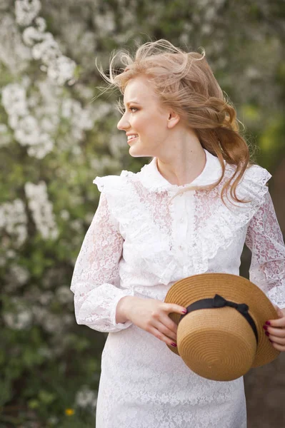 Portrait Girl White Lace Dress Her Hair Flying Wind Straw — Stock Photo, Image