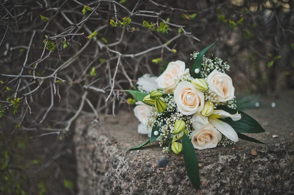 Bouquet su un piatto 1128 . — Foto Stock