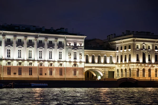 City of St. Petersburg, night views from the motor ship 1220. — Stock Photo, Image