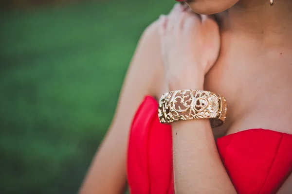 A menina em um vestido vermelho 1223 . — Fotografia de Stock