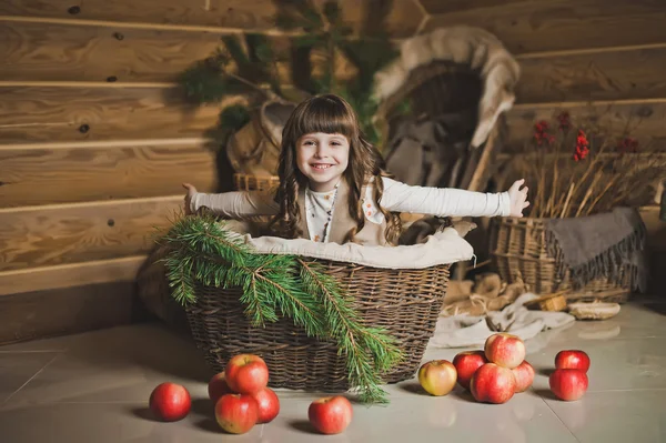 Nyttårsskyting av barn . – stockfoto