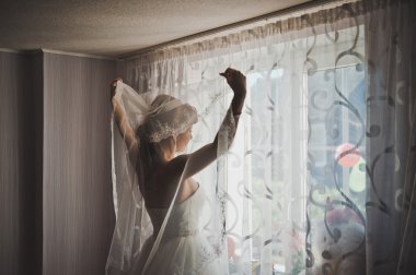 Bir pencere 1690 kıza.