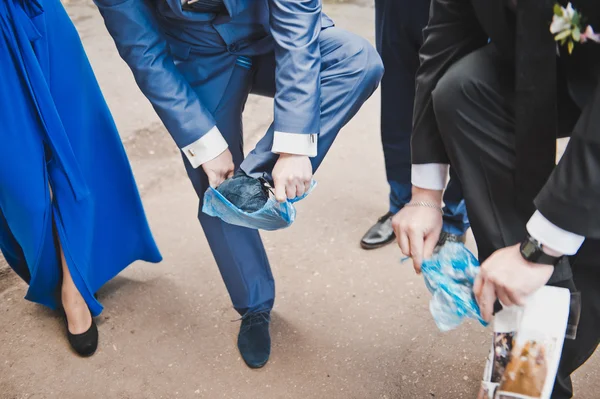 Manos con papel 2150 . — Foto de Stock