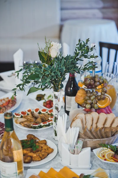 Room interior for food intake 2340. — Stock Photo, Image