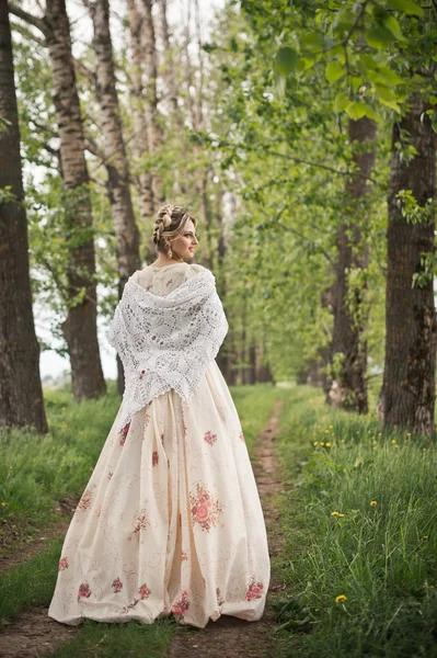 Walk on the avenue from poplars 2835. — Stock Photo, Image