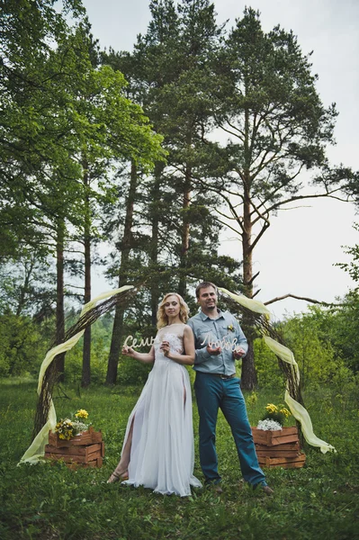 Matrimonio in legno 3259 . — Foto Stock