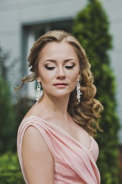 Profesyonel saç 3362 soyunma.