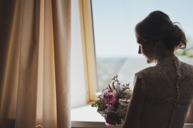 3867 cama gelin portresi.