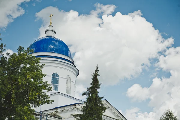 La cupola blu della Chiesa 4228 . — Foto Stock