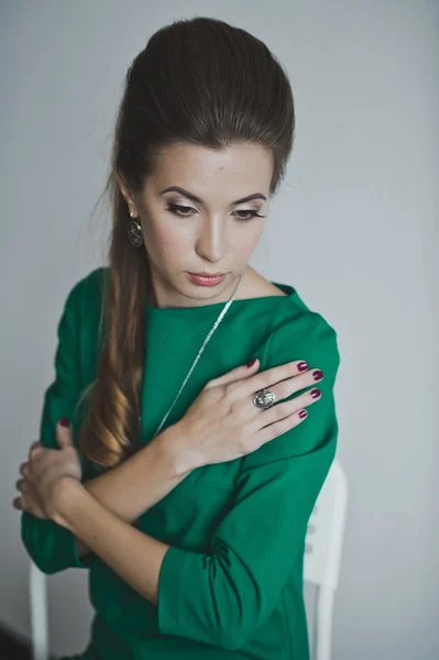 Retrato de uma menina com cabelo profissional e maquiagem 4889 . — Fotografia de Stock