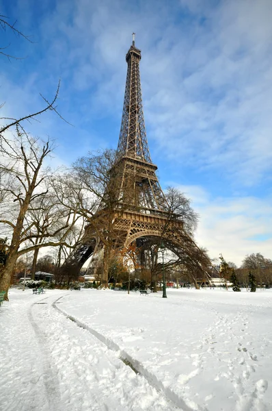 Heavy snowfall in Paris — Stock Photo, Image