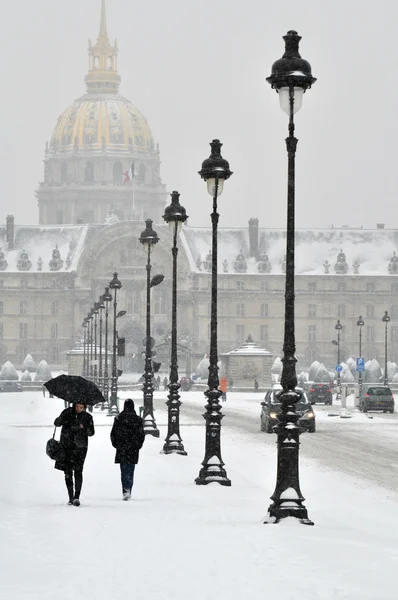 Schneesturm in Paris — Stockfoto