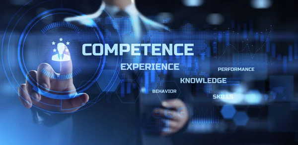 Kompetenz, Fertigkeiten, Wissen Geschäftskonzept. Geschäftsmann drückt Taste mit Text und Symbolen auf virtuellem Bildschirm. — Stockfoto