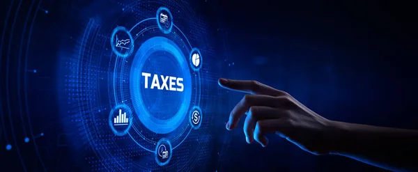 Tax Payment Optimierung Business Finance Konzept. Handdrücken der Taste auf dem Bildschirm. — Stockfoto