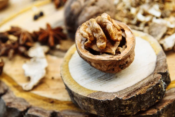 Ceviz yıldız anason