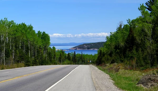 Viaje Por Carretera Canadá Hermoso Día Para Conducir Autopista Canadá — Foto de Stock